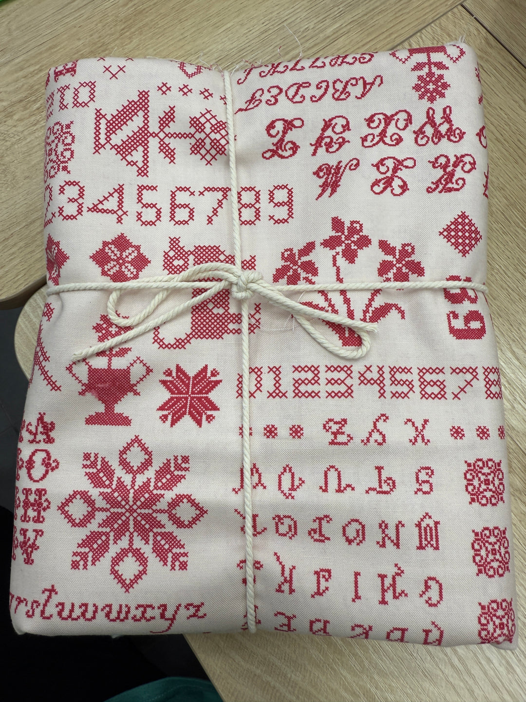 Piece & Plenty - Sampler Red - Bulk Cut