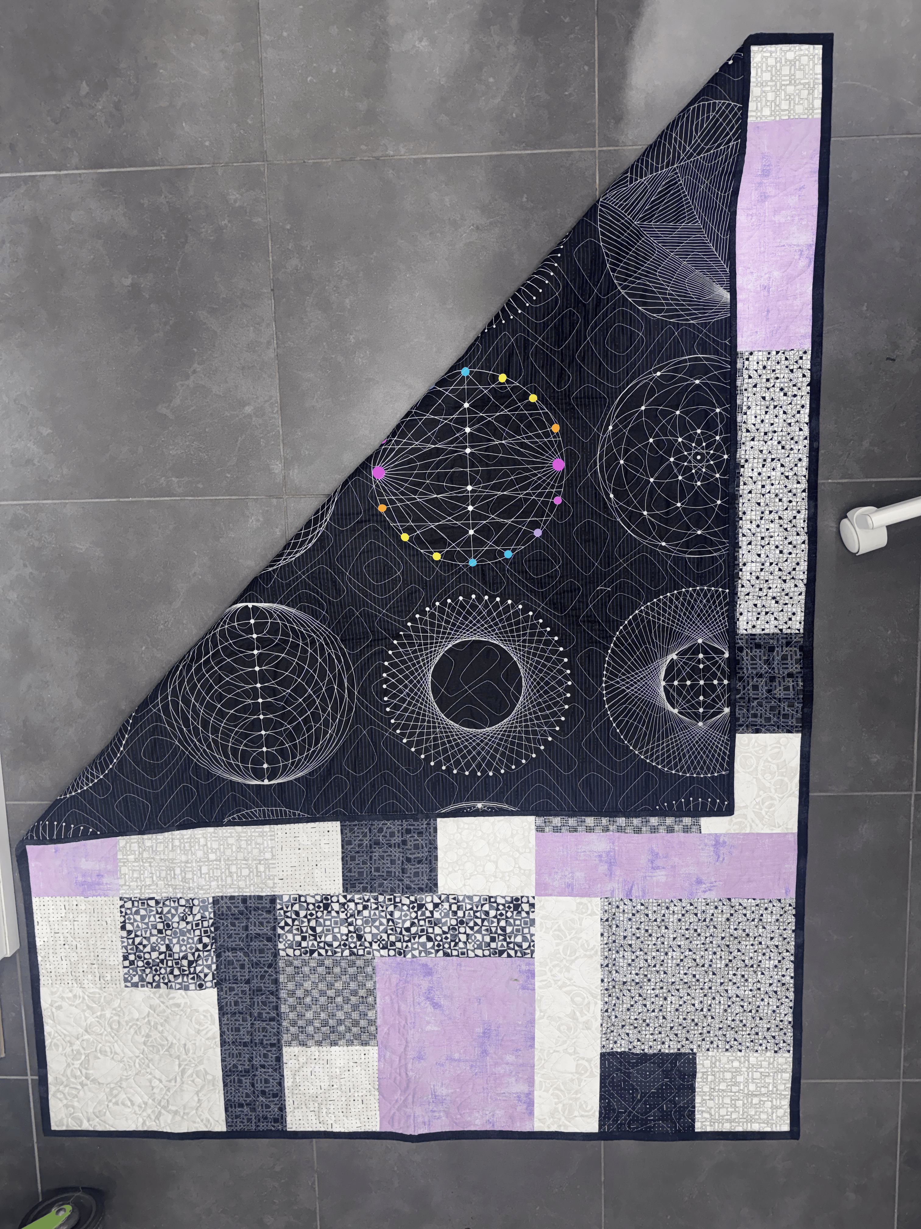 Finished Quilt: Black & White Blocks Throw Quilt
