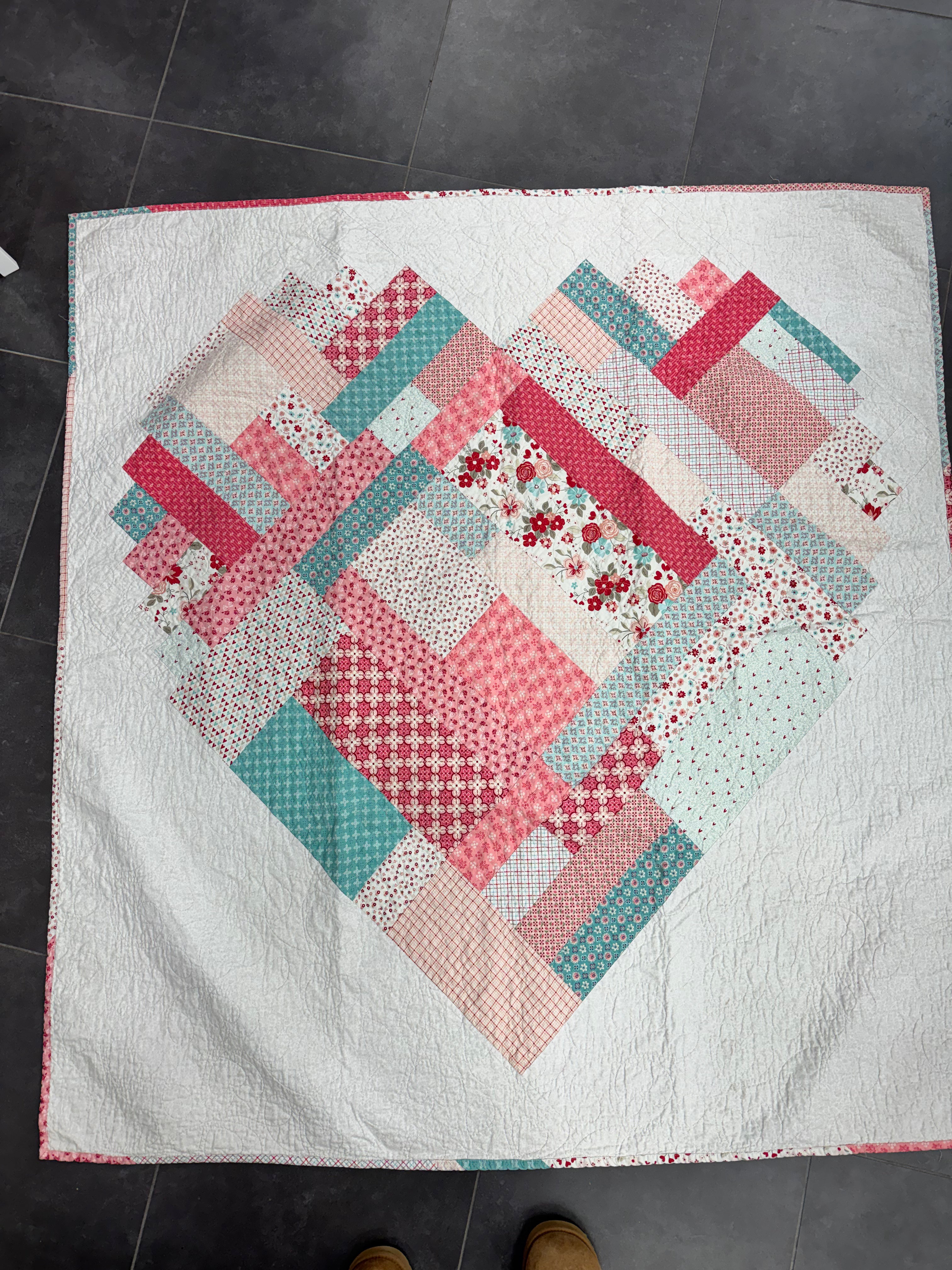 Finished Quilt: Pieces Of Love - You & Me Fabrics