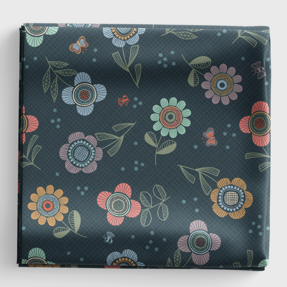 Jaynie - Flower dash on charcoal - L32C