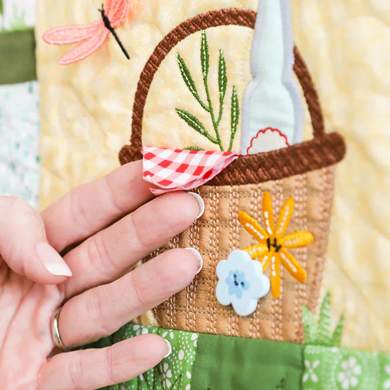 Sippin' on Sunshine Feature Quilt - Kimberbell