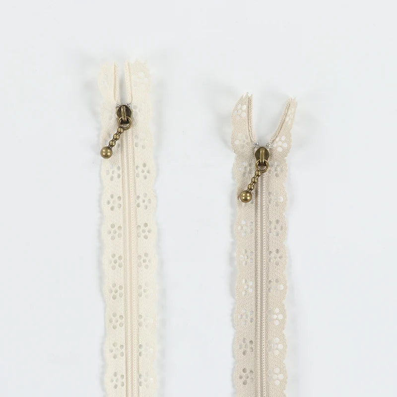Cream and Pebble Lace Zippers (2 pack) - Kimberbell