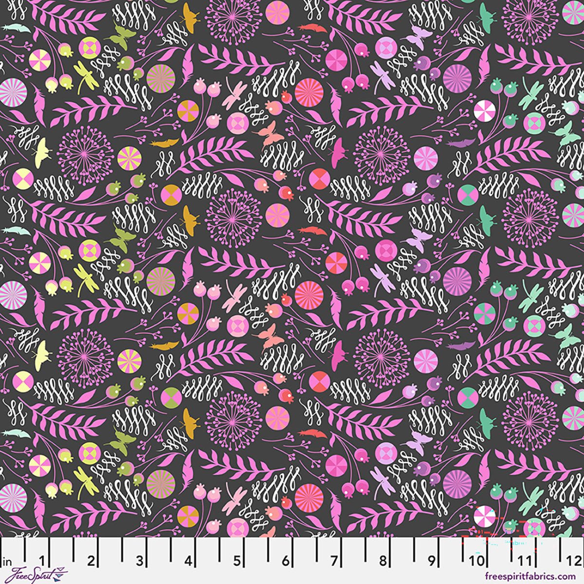 Prince Charming Deja Vu - Dandelion - Licorice - PWTP279.LICORICE