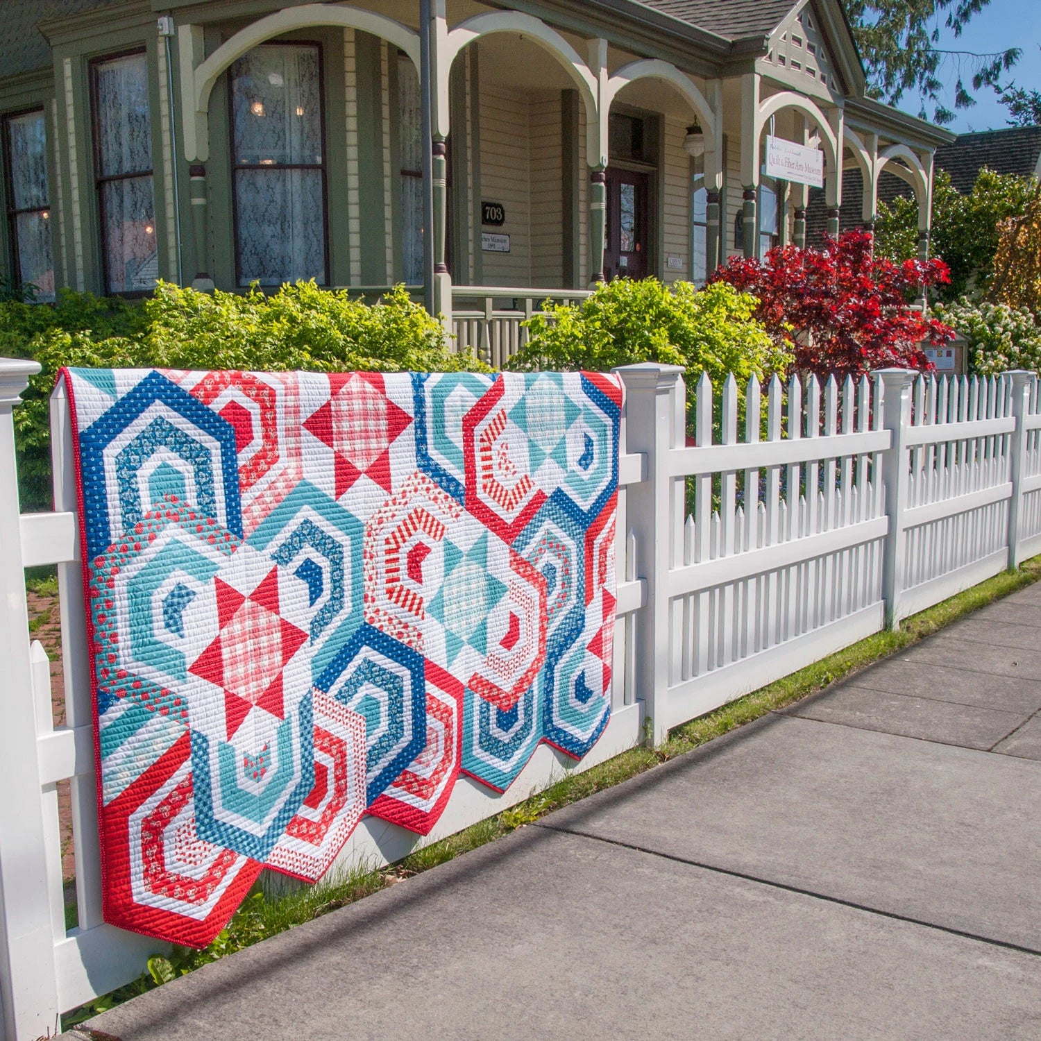 Summer Swag Quilt Pattern - Krista Moser