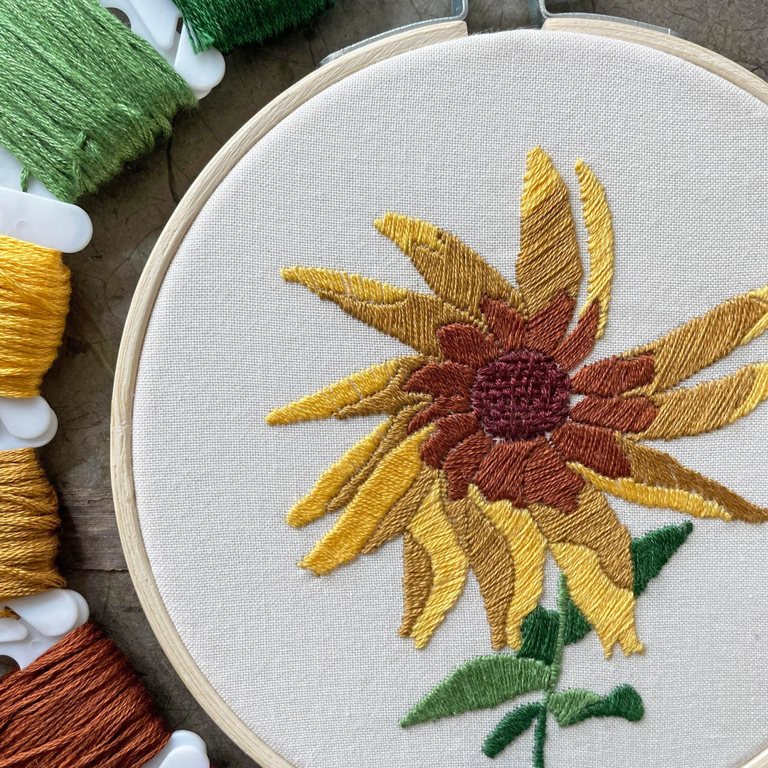 Kate Wyatt Embroidery Kit - Black Eyed Susan
