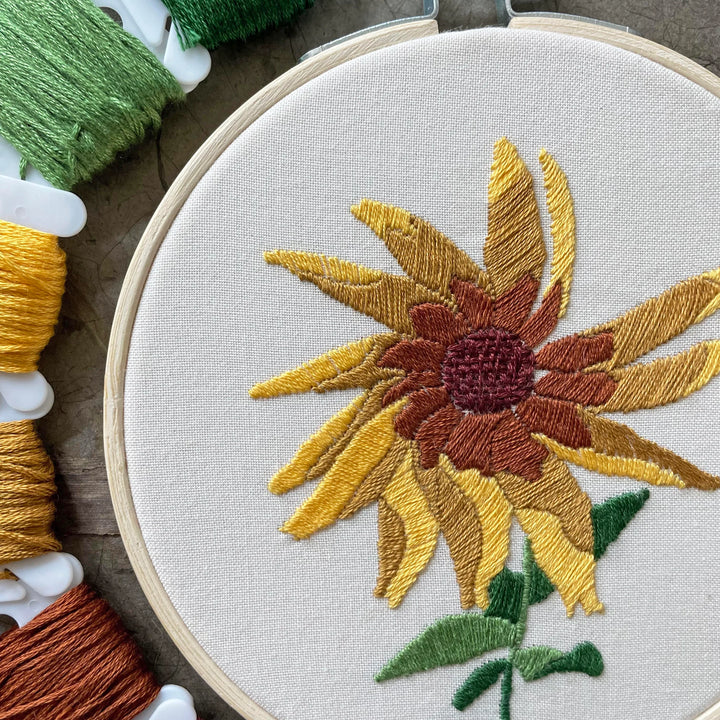 Kate Wyatt Embroidery Kit - Black Eyed Susan